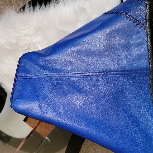 YSL tote (reversible) - Picture 17 of 17